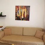 Cozy/Comfortable Flat 50 Sq Flat, 15\' From City\'S Centre. Great Vfm!